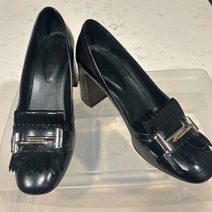 TODS black work heel !